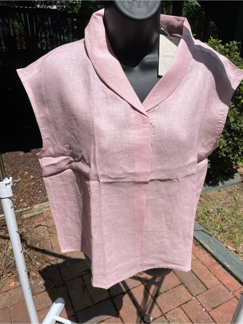 Light Pink Linen Split-Collar Women’s Top